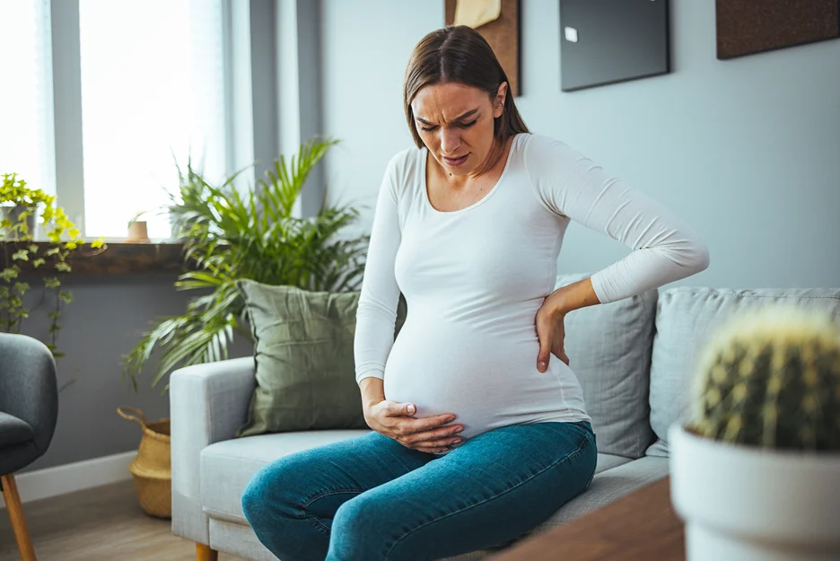 pregnant woman suffering pelvic pain