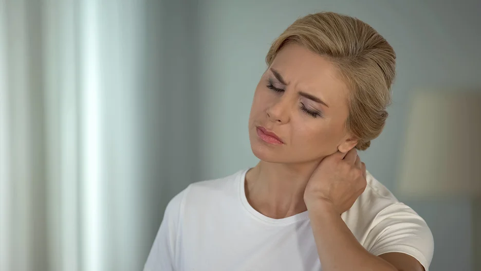 how long does neck pain last