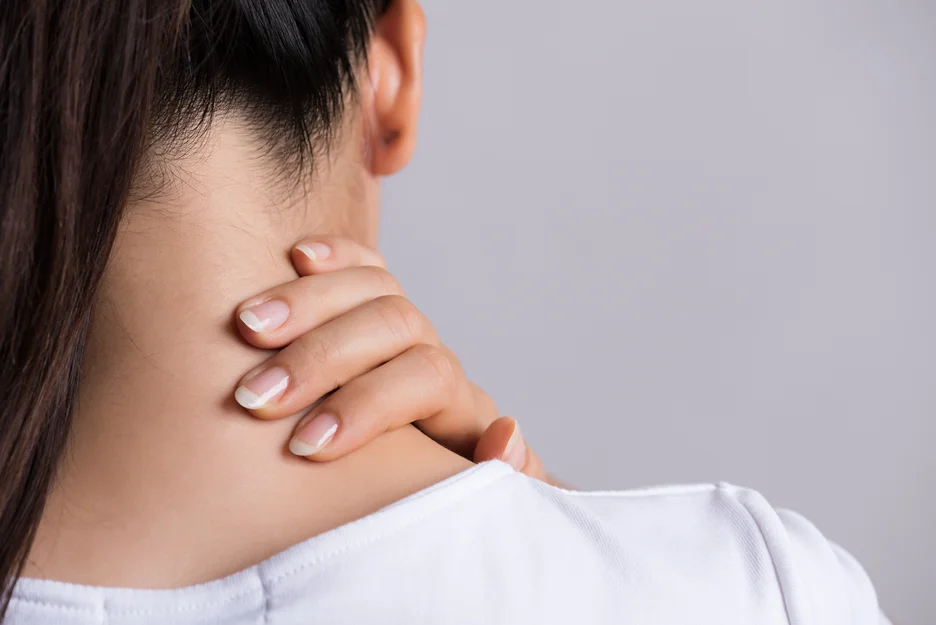 lump pain on the back of the neck near the spine