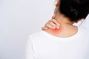 10 home remedies for shoulder and neck pain