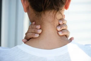 back of neck muscle pain
