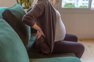 low back pain at 4 months pregnancy